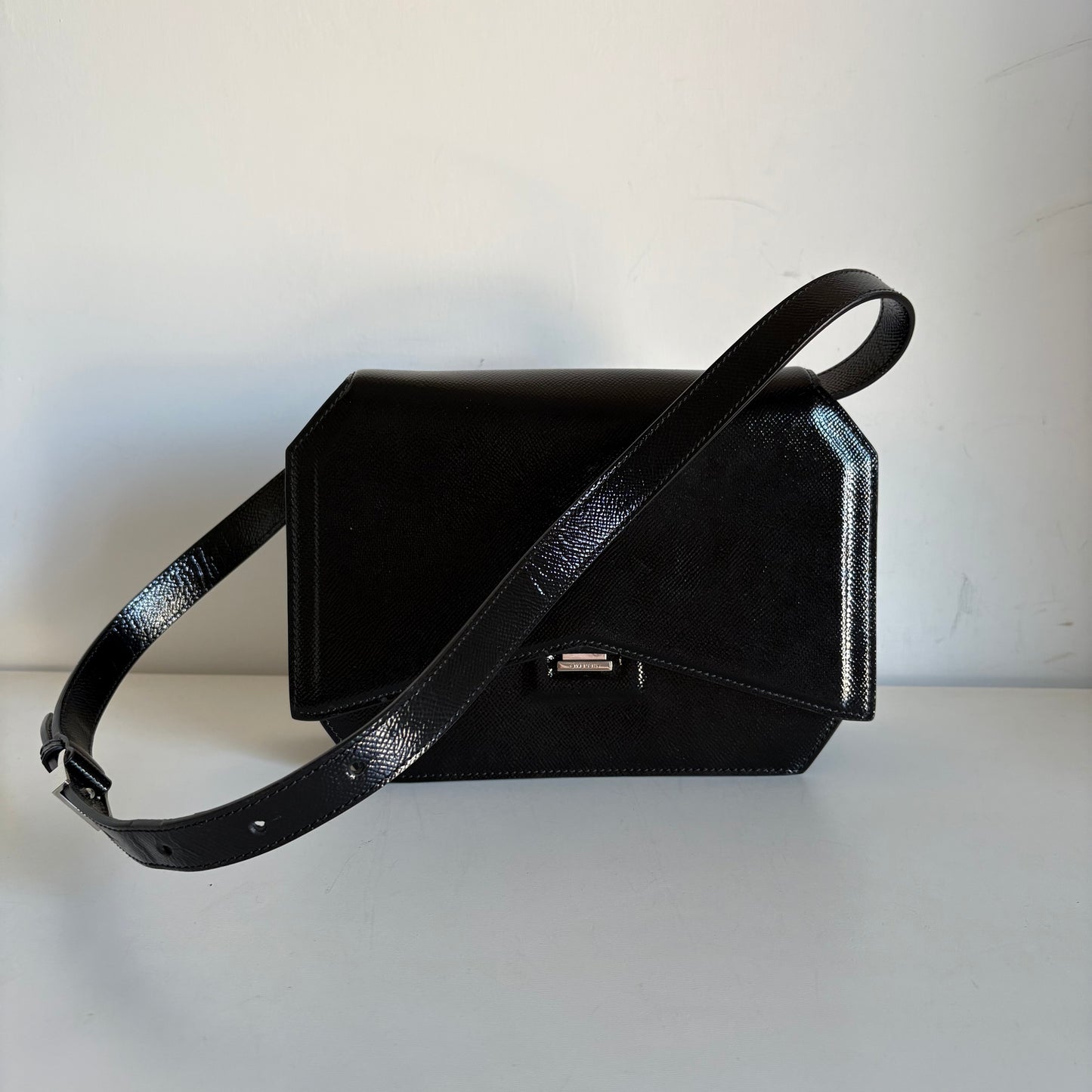 Givenchy bow cut bag