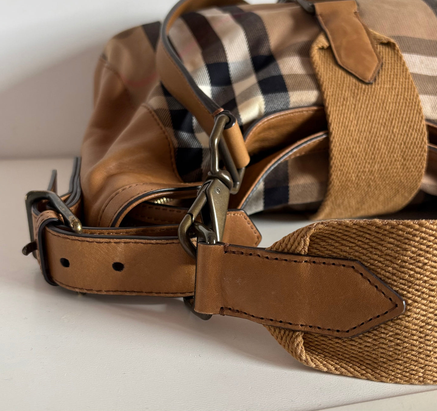 Burberry House check hobo