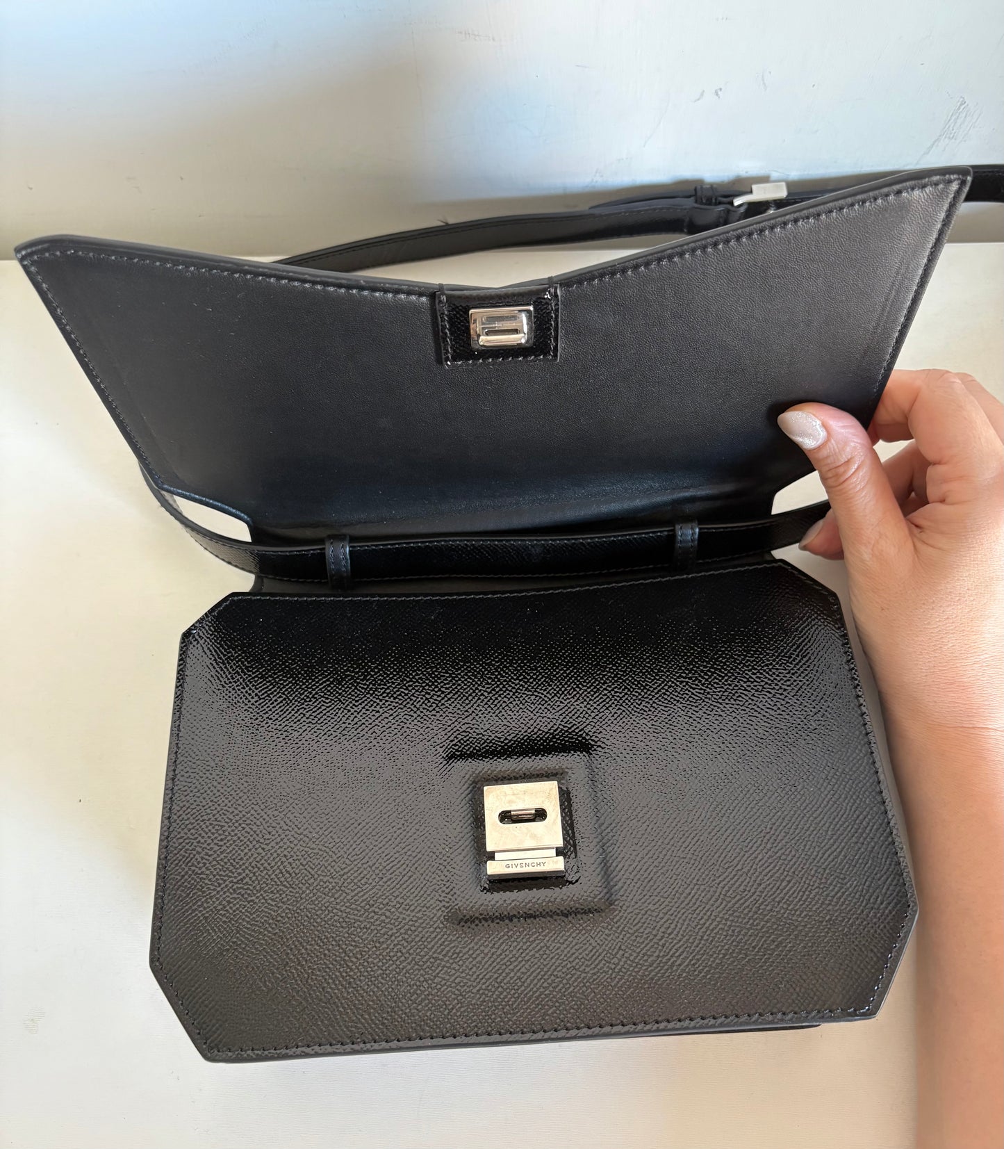 Givenchy bow cut bag
