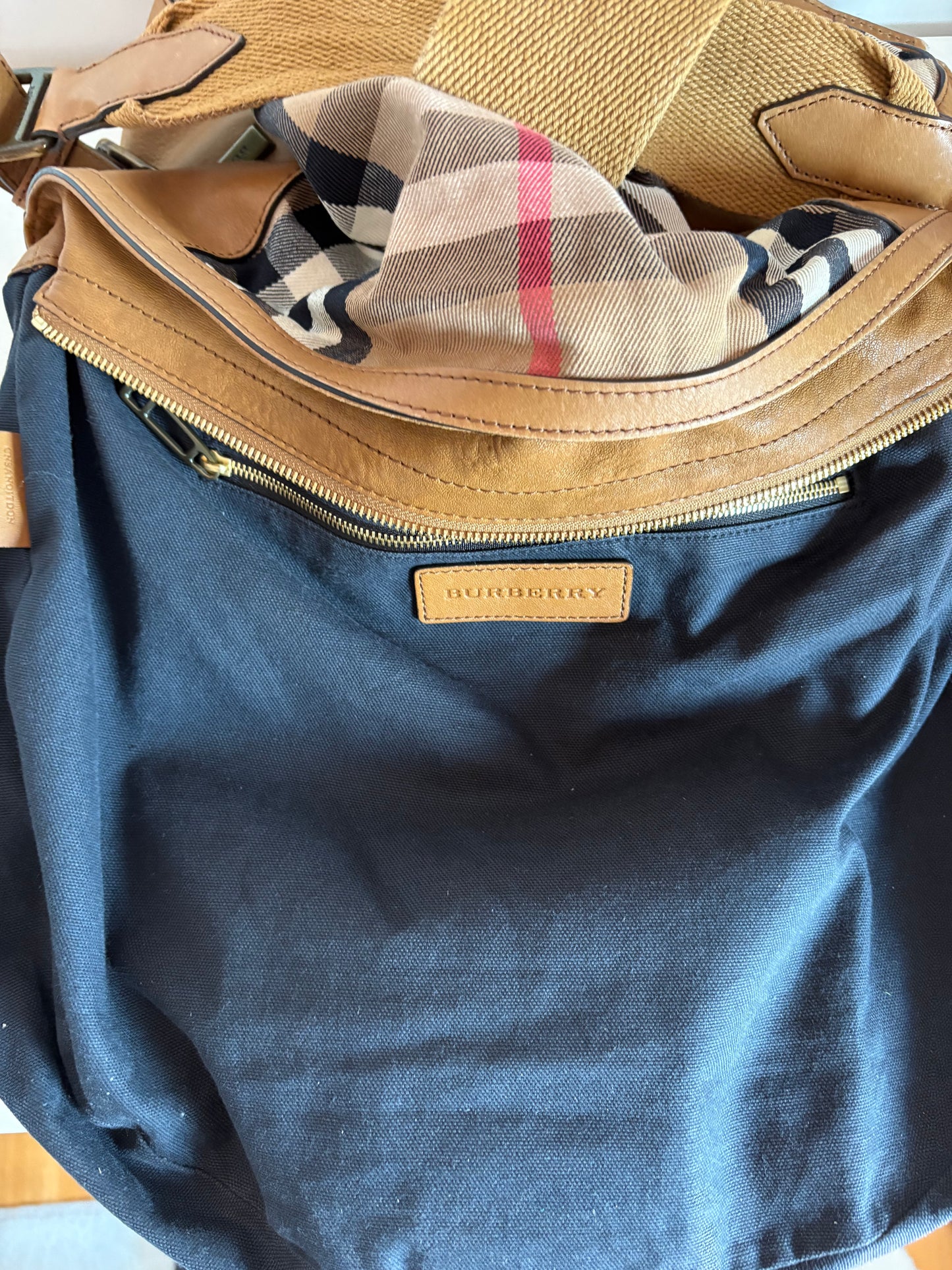 Burberry House check hobo