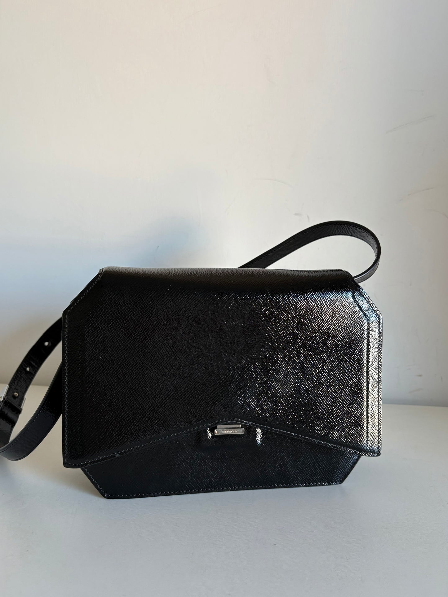 Givenchy bow cut bag