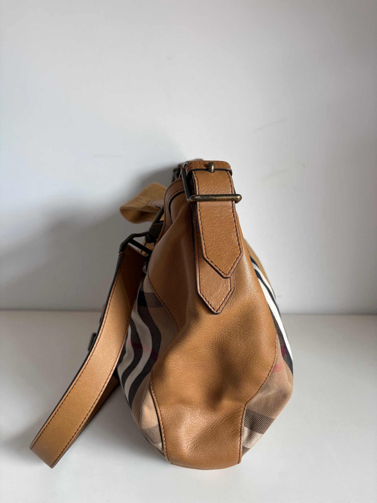 Burberry House check hobo