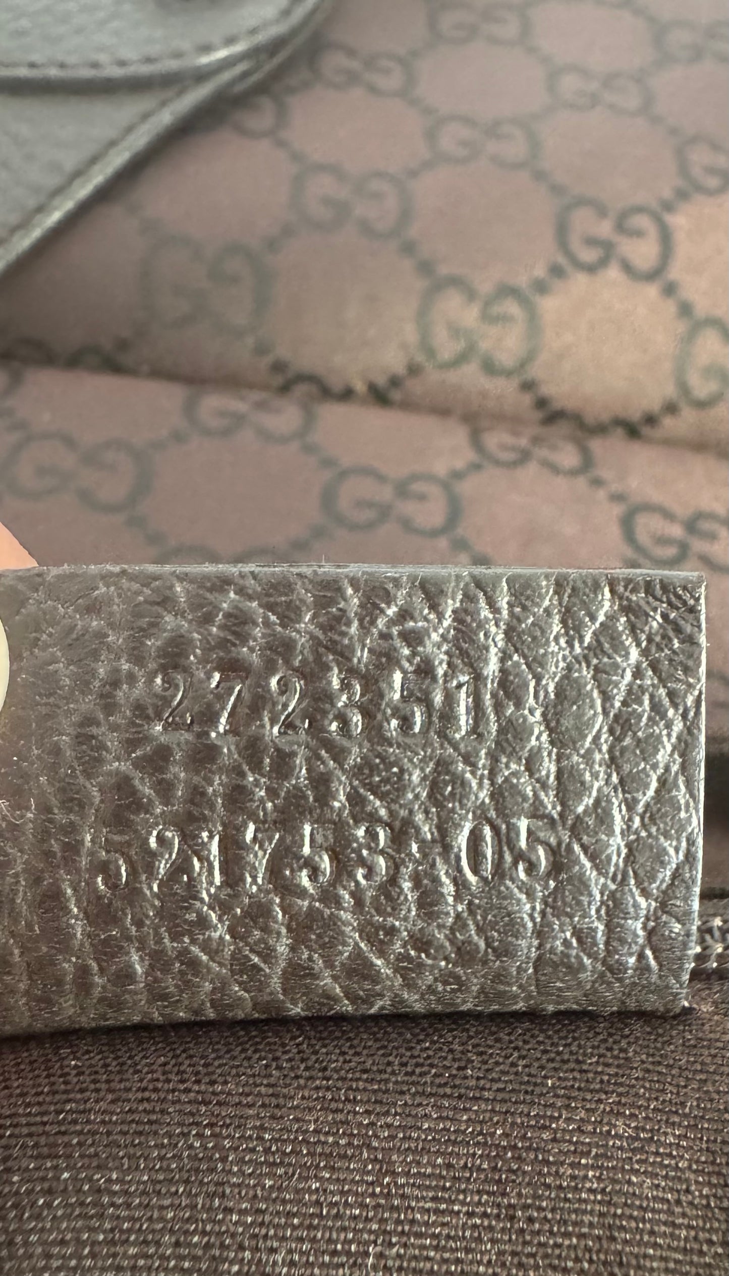 Borsa a tracolla Gucci marrone in monogram GG