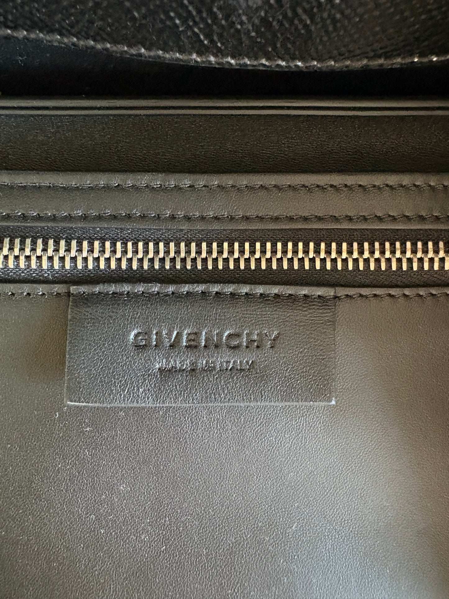 Givenchy bow cut bag