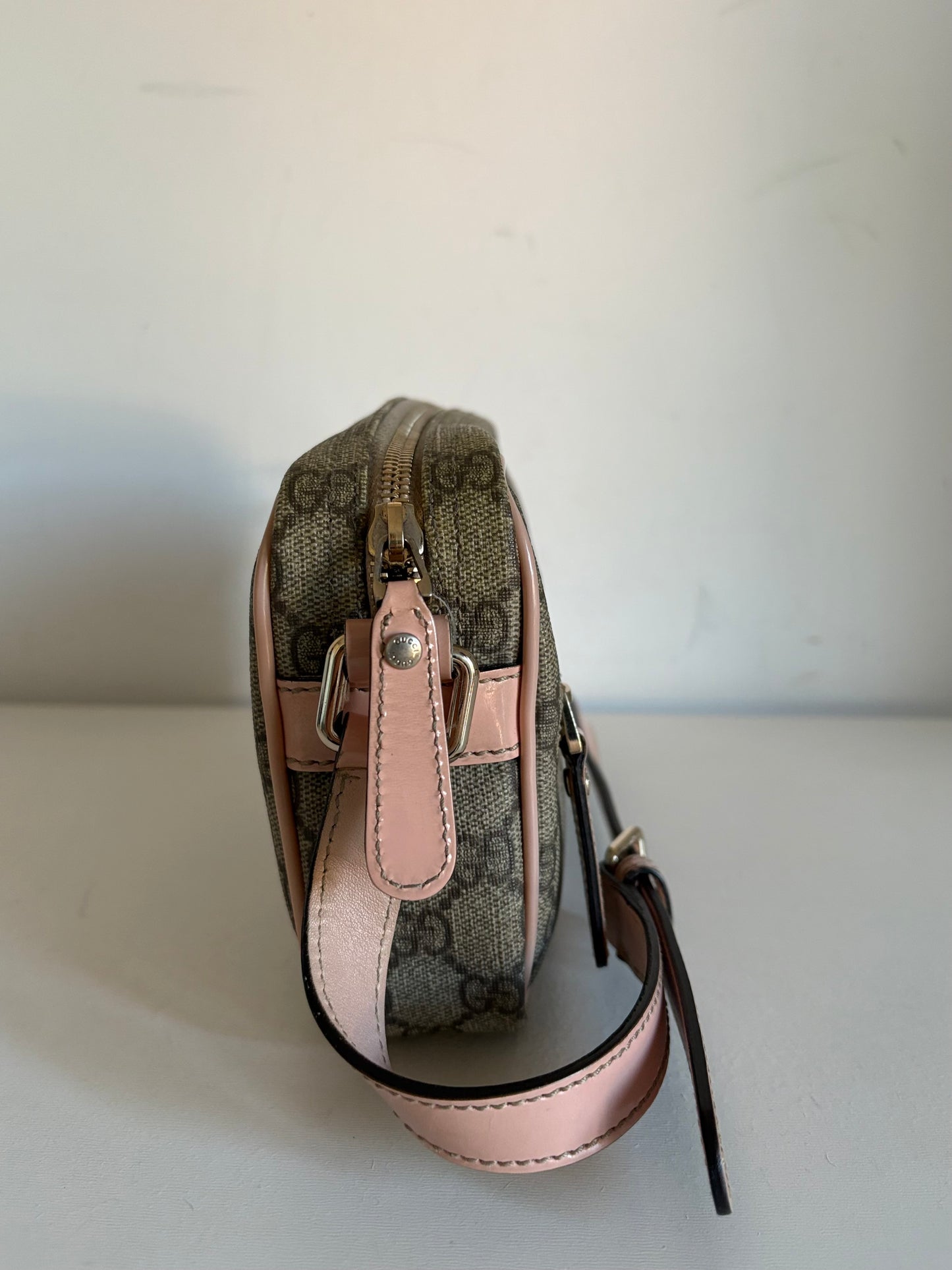 Gucci brown GG supreme crossbody bag