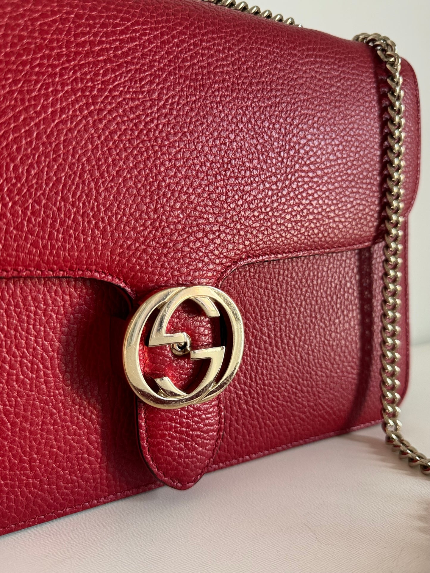 Gucci interlocking bag