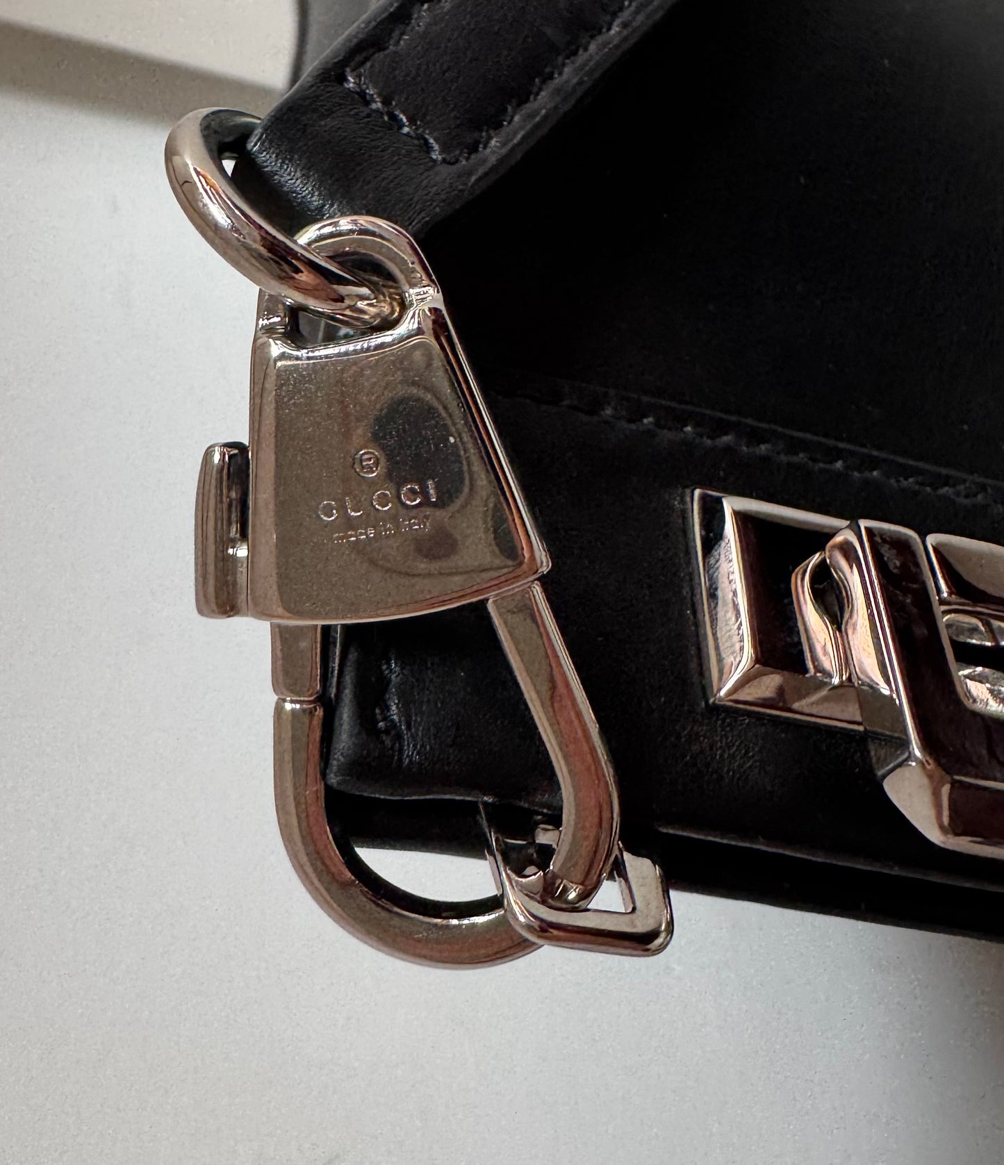 Gucci zumi bag