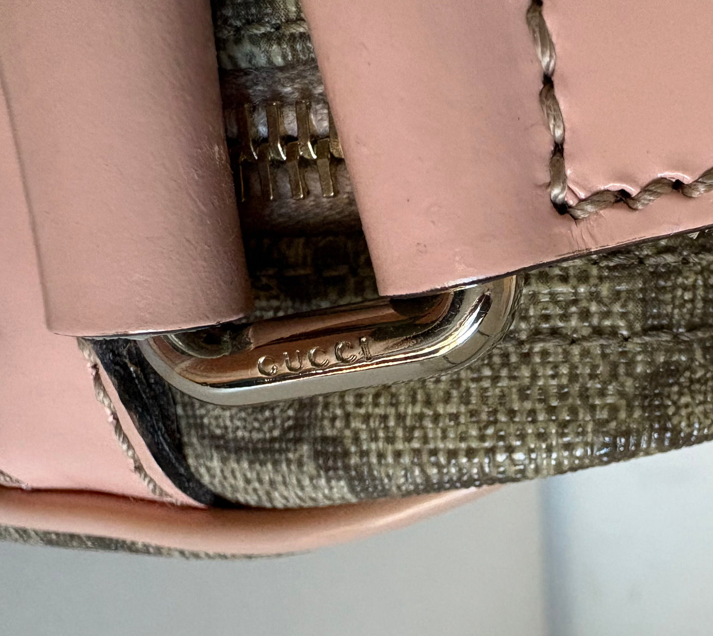 Gucci brown GG supreme crossbody bag