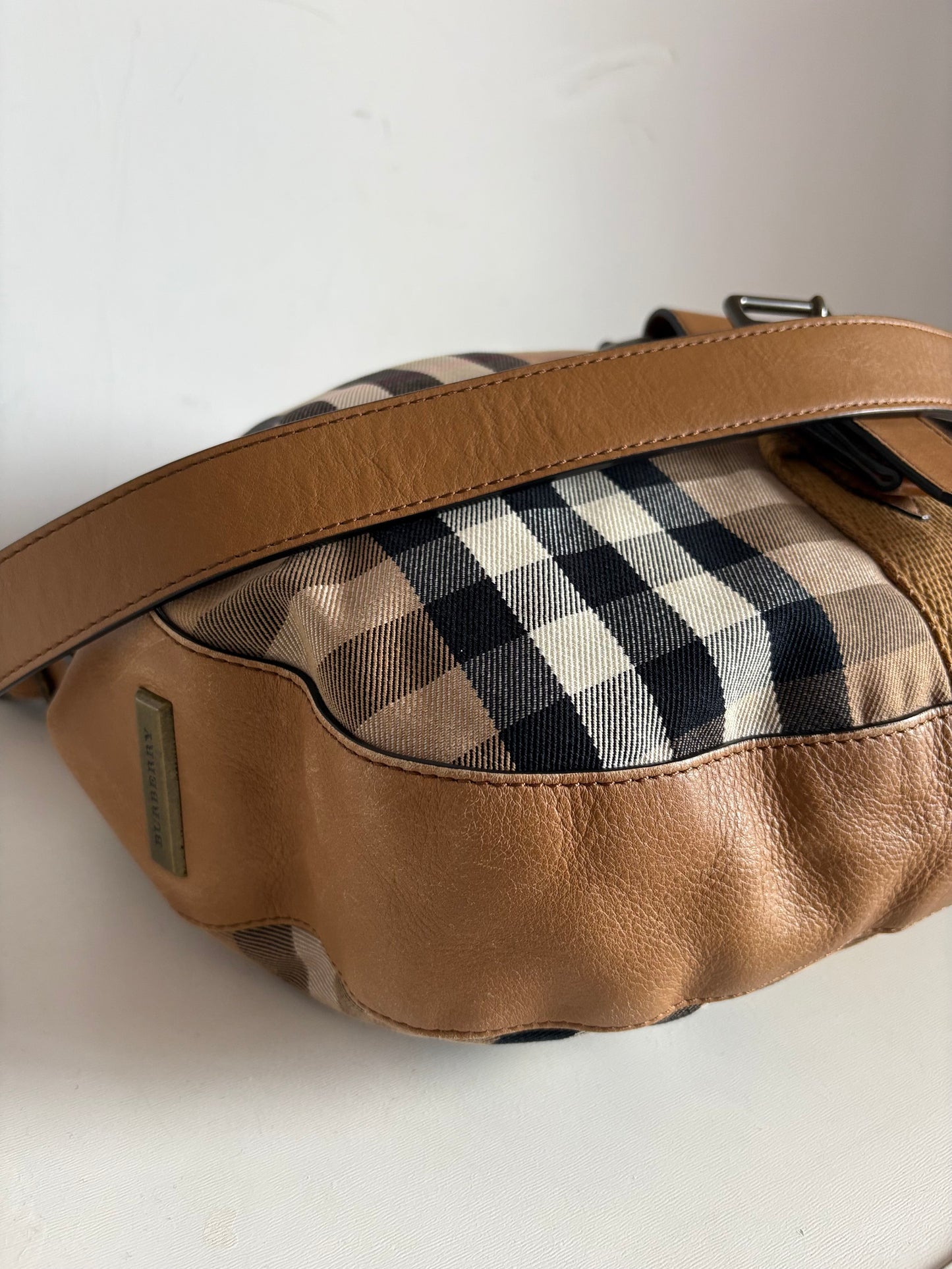 Burberry House check hobo
