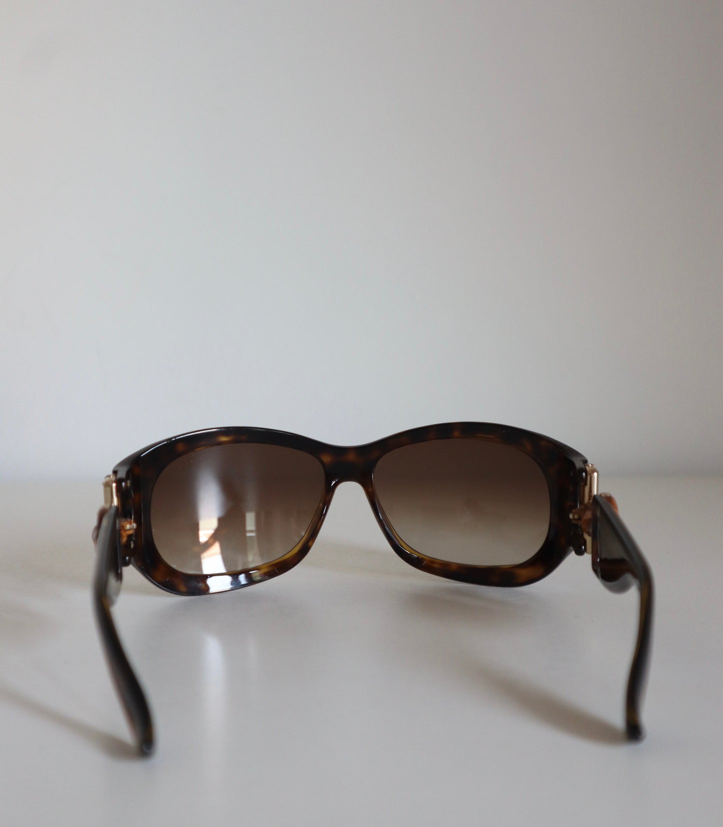 Gucci bamboo sunglasses