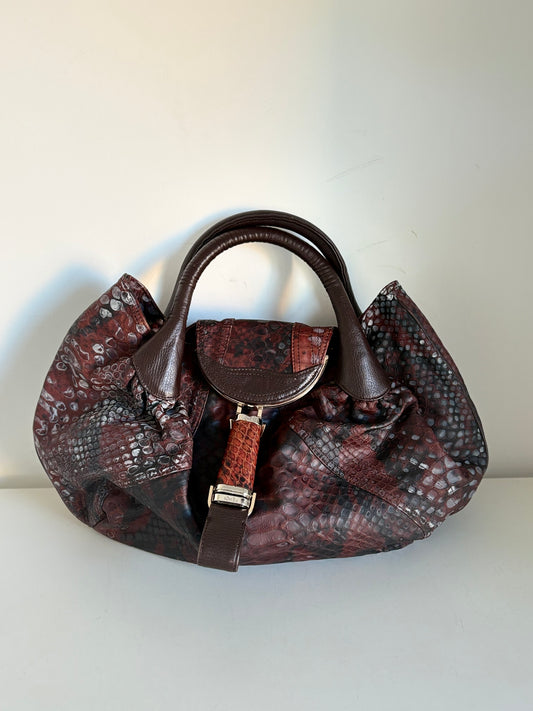 Iconica Fendi spy bag