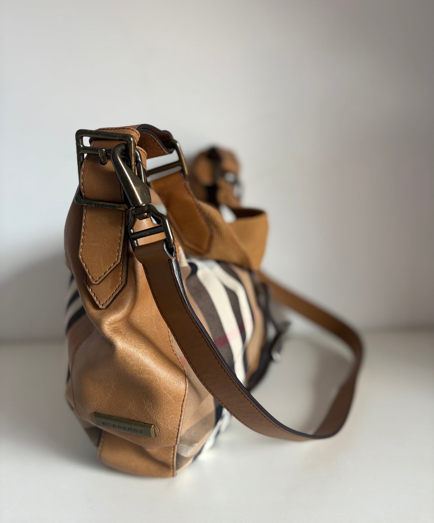 Burberry House check hobo