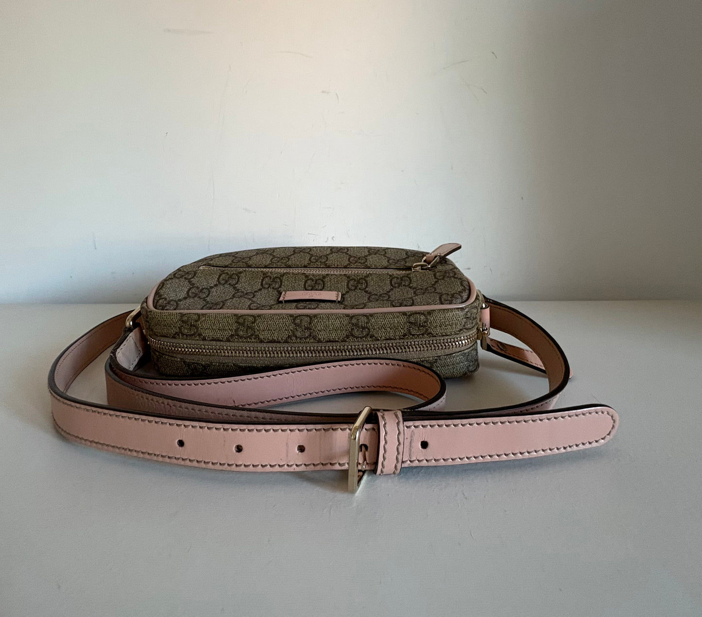 Gucci brown GG supreme crossbody bag