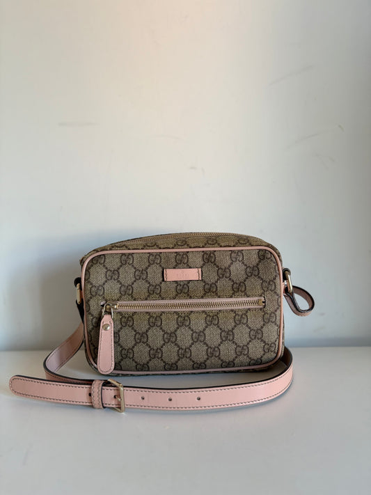 Gucci brown GG supreme crossbody bag