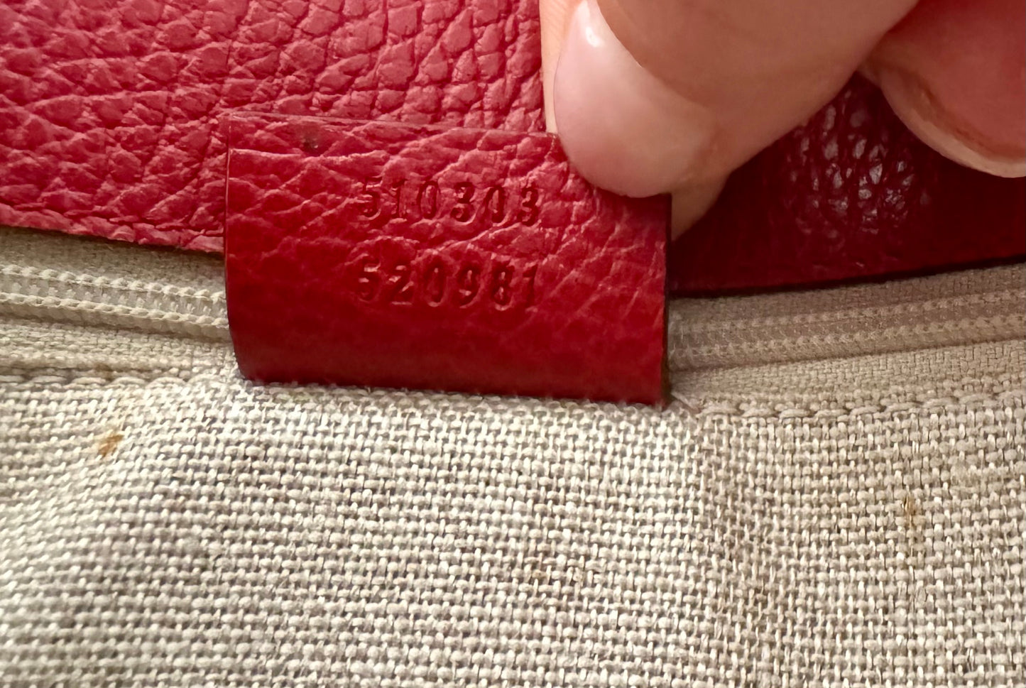 Gucci interlocking bag